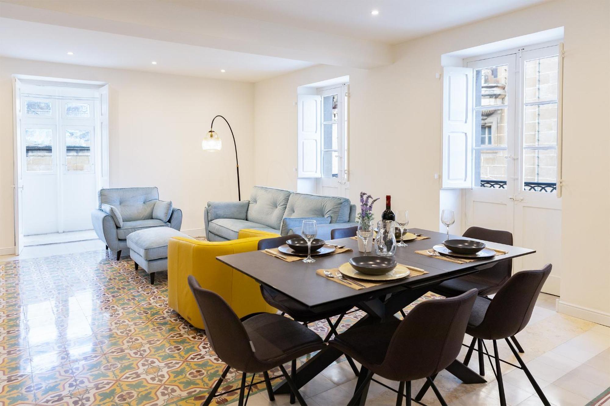 Florette Suite Designer Finish With Stunning Lounge Terrace By Arcobnb Il-Furjana Exteriör bild